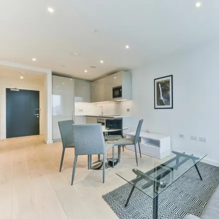 Image 3 - Hurlock Heights, Deacon Street, London, SE17 1FH, United Kingdom - Apartment for rent