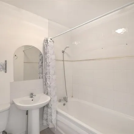 Rent this 2 bed apartment on 538;540 High Road Leyton in London, E10 6RT