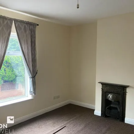 Rent this 2 bed duplex on Gainsborough Road in Bawtry, DN10 6SU