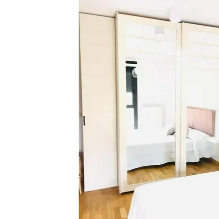Rent this 3 bed duplex on 31230 Viana