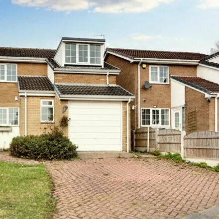 Buy this 3 bed house on Wellcroft Close in Doncaster, DN2 5RU