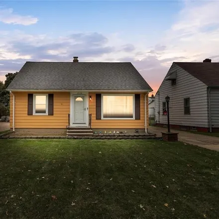 Buy this 3 bed house on 13128 Shady Oak Boulevard in Garfield Heights, OH 44125