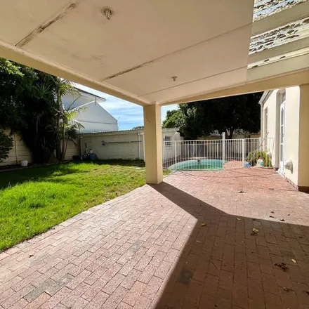 Rent this 4 bed apartment on Camp Ground Road in Rondebosch, Cape Town