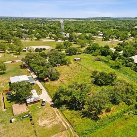 Image 4 - 261 North Clark Street, Rising Star, Eastland County, TX 76471, USA - House for sale