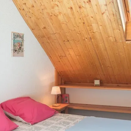 Rent this 2 bed apartment on 05220 Le Monêtier-les-Bains
