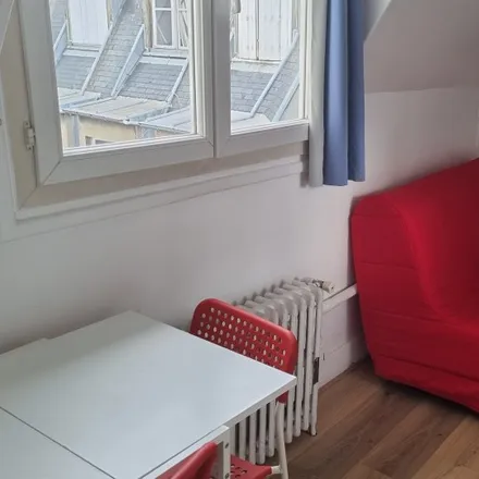 Rent this studio apartment on 9 Rue d'Argentine in 75116 Paris, France