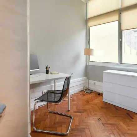 Image 5 - Sem Duvida, Avenida Elias Garcia, 1000-147 Lisbon, Portugal - Apartment for rent