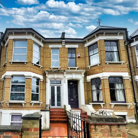 Rent this 1 bed room on 34 Newick Road in Lower Clapton, London