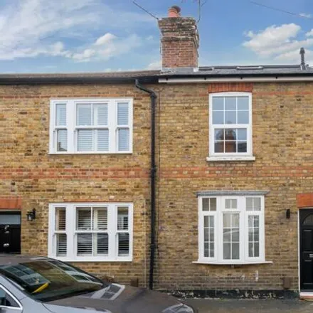 Buy this 3 bed townhouse on Radnor Road in Weybridge, KT13 8JU