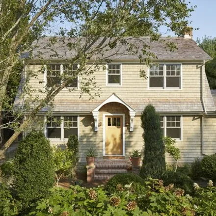 Rent this 4 bed house on 69 High Street in Village of Sag Harbor, East Hampton