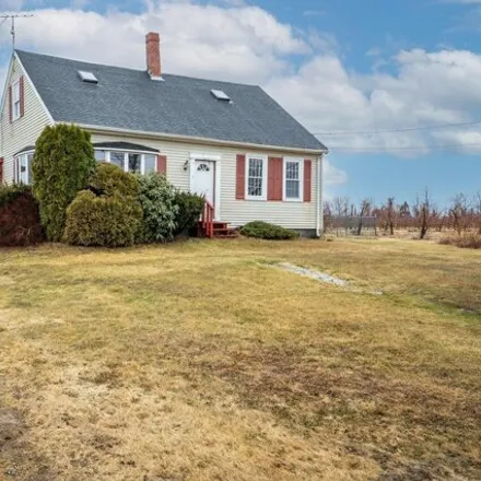 Buy this 5 bed house on 1228 Perkins Ridge Road in Auburn, ME 04210