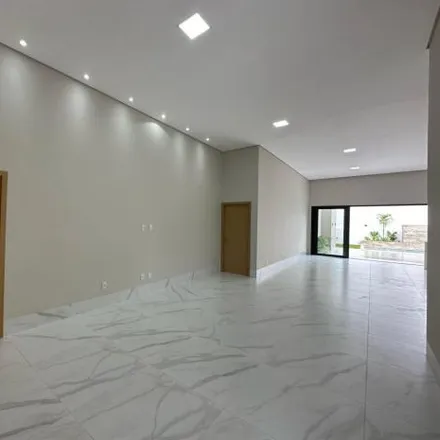 Buy this studio house on Alameda C in Jardim Industriário, Cuiabá - MT