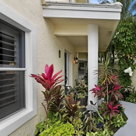 Image 4 - 290 Canterbury Drive West, Palm Beach Gardens, FL 33418, USA - House for sale