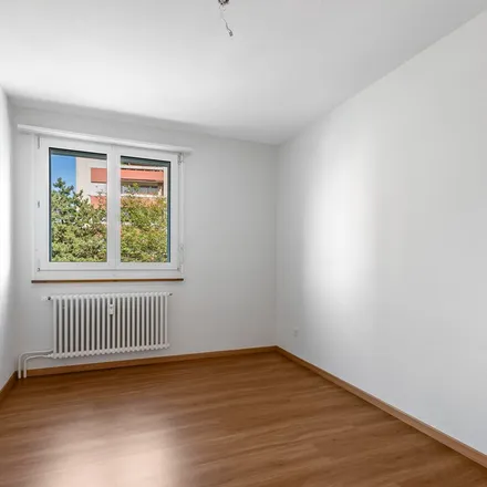 Rent this 5 bed apartment on Winkelriedstrasse 9 in 8203 Schaffhausen, Switzerland