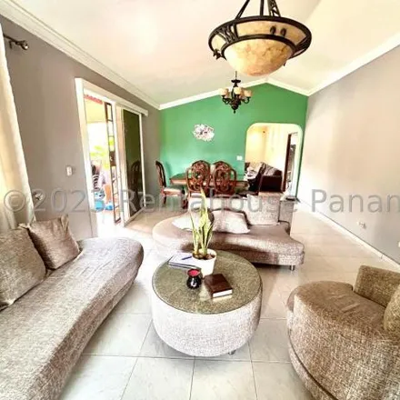 Buy this 3 bed house on Calle 45 Oeste in Distrito San Miguelito, Panamá