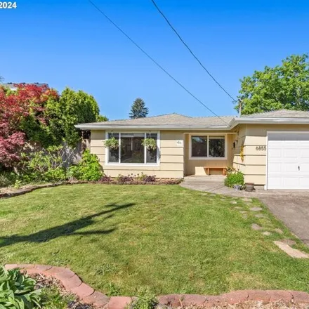 Buy this 3 bed house on 6855 Southeast Lexington Street in Portland, OR 97206