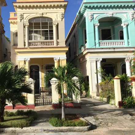 Rent this 3 bed house on Vedado