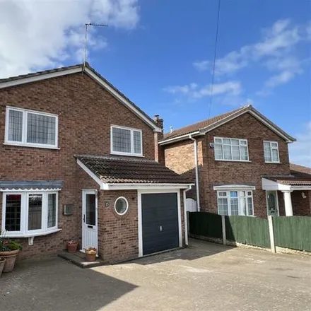 Buy this 4 bed house on 12 Dale View Close in Pensby, CH61 1DU