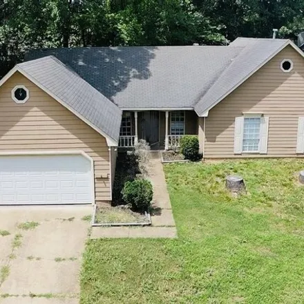 Buy this 3 bed house on 7002 Oakland Chase Dr in Memphis, Tennessee