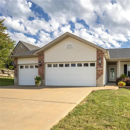 Buy this 4 bed house on 2396 Fountain Drive in Imperial Township, MO 63012