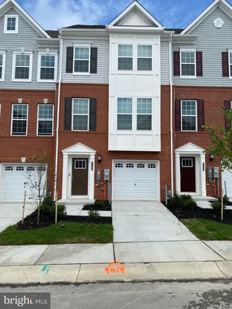 Buy this 3 bed townhouse on Highway I95 in Elkridge, Howard County
