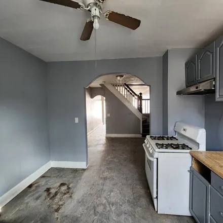 Image 7 - 1839 West Fairmount Avenue, Baltimore, MD 21223, USA - Townhouse for sale