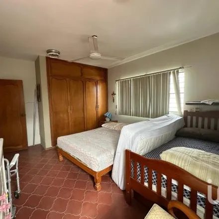 Buy this 5 bed house on Avenida Michoacan in López Mateos, 82000 Mazatlán