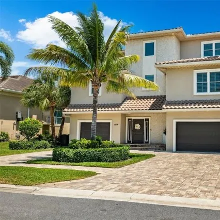 Buy this 4 bed house on 6160 Pasadena Point Boulevard South in Saint Petersburg, FL 33707