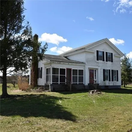 Image 2 - Airport Road, Conneaut Township, PA 16406, USA - House for sale