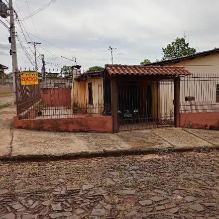 Buy this 2 bed house on Subway in Rua do Comércio, Centro