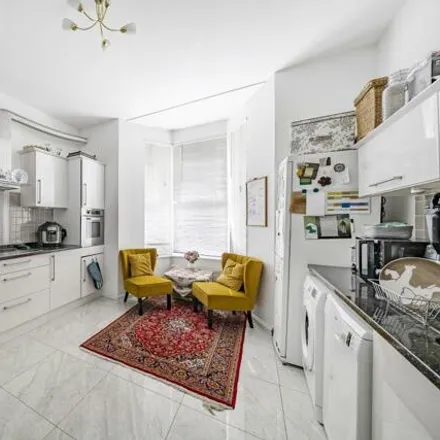 Image 2 - Loveridge Road, London, NW6 2DT, United Kingdom - Apartment for sale