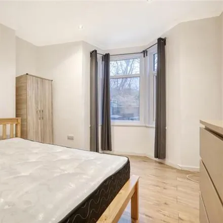 Image 3 - 641 Seven Sisters Road, London, N15 5LE, United Kingdom - Room for rent