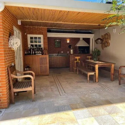 Buy this 4 bed house on Polar Oliveira do Conde in Rua São Benedito 529, Santo Amaro