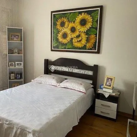 Buy this 3 bed apartment on Petiskão in Avenida da Azenha, Azenha