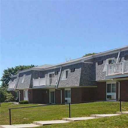 Rent this 1 bed apartment on Rolling Green Drive in Amherst, MA 01004