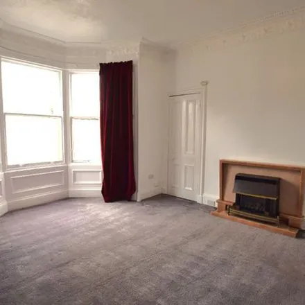 Image 4 - Lidl, St Anthony Street, City of Edinburgh, EH6 6BS, United Kingdom - Apartment for rent