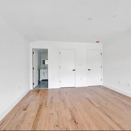 Rent this 3 bed apartment on 1353 East 91st Street in New York, NY 11236