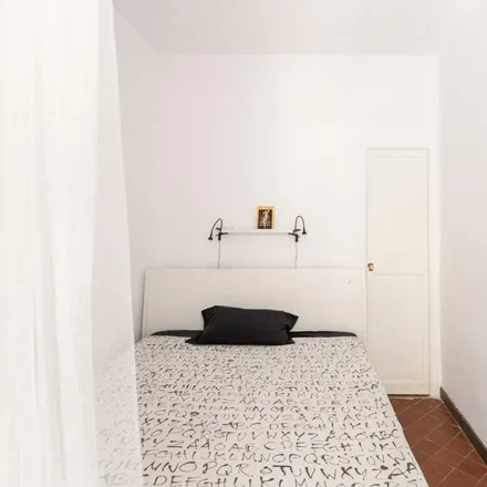 Image 2 - Carrer Gran de Gràcia, 98, 08012 Barcelona, Spain - Apartment for rent