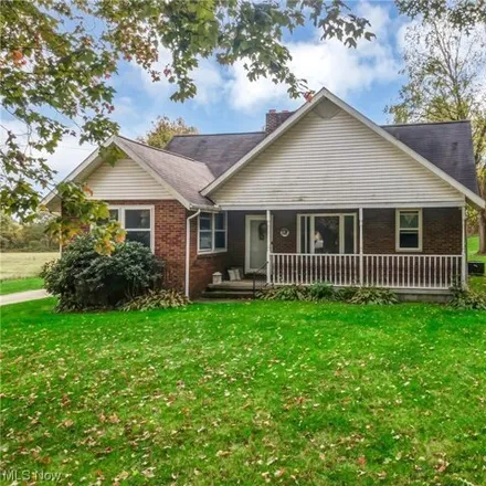 Buy this 4 bed house on 5932 South Cleveland Massillon Road in New Franklin, OH 44216
