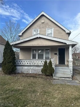 Image 1 - 9205 Vineyard Ave, Cleveland, Ohio, 44105 - House for sale