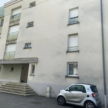 Image 1 - 1 Place de la Liberté, 26000 Valence, France - Apartment for rent