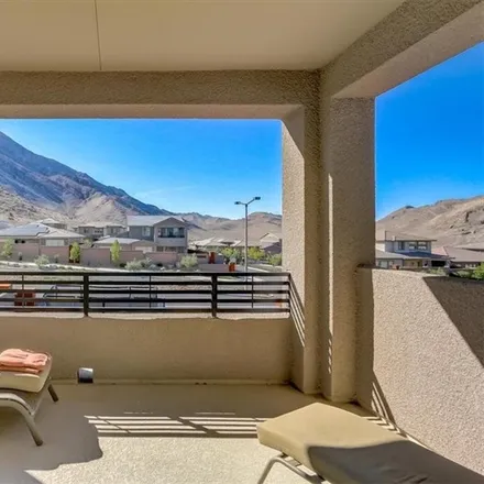 Buy this 3 bed loft on 4425 South El Capitan Way in Spring Valley, NV 89147