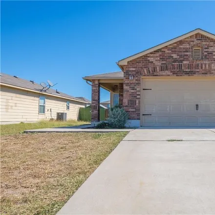 Buy this 3 bed house on 5723 Huntington Drive in Temple, TX 76502