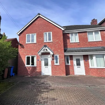 Rent this 3 bed duplex on Boney Hay Road in Chasetown, WS7 9AN