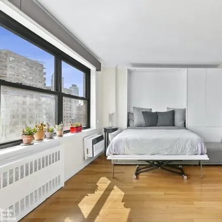 Image 4 - 185 West End Avenue, New York, NY 10023, USA - Apartment for sale