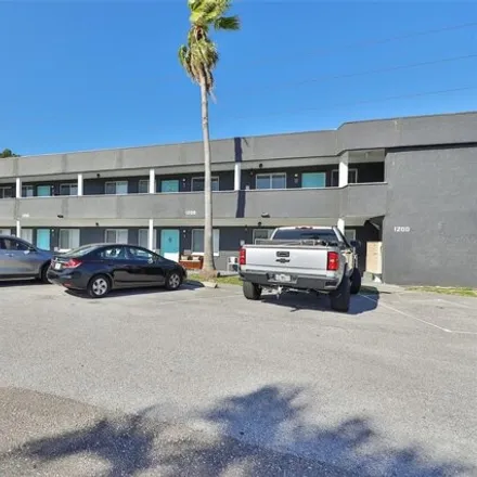 Image 1 - 1208 70th Street North, Saint Petersburg, FL 33710, USA - Apartment for rent