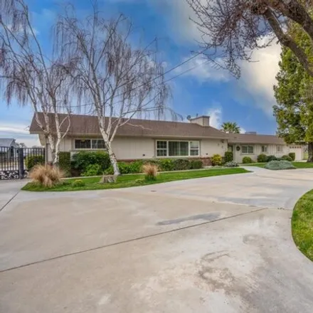 Image 4 - 401 S Johnson Rd, Turlock, California, 95380 - House for sale