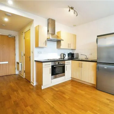 Image 6 - Hawker Building, 350 Queenstown Road, London, SW11 8NY, United Kingdom - Apartment for sale