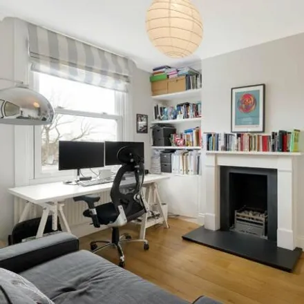 Image 4 - 150 Ifield Road, London, SW10 9AR, United Kingdom - Apartment for sale