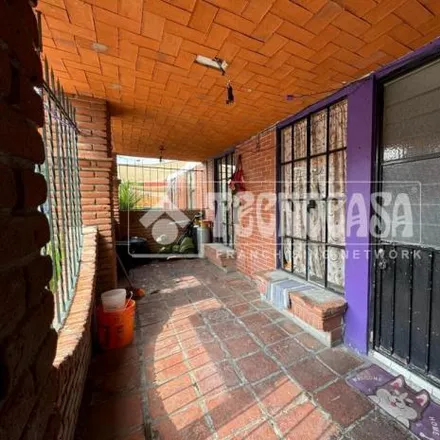 Buy this 5 bed house on Calle 1 Vicente Mendieta in Unidad Habitacional Vicente Guerrero, 09200 Mexico City